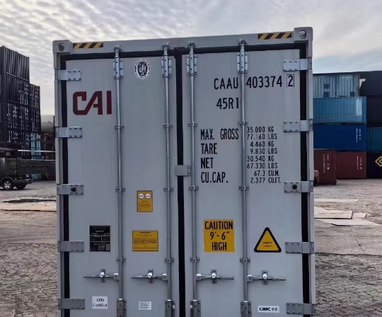 Chemical refrigerated container