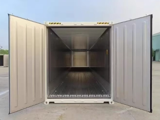 Walk-in Refrigerated Container