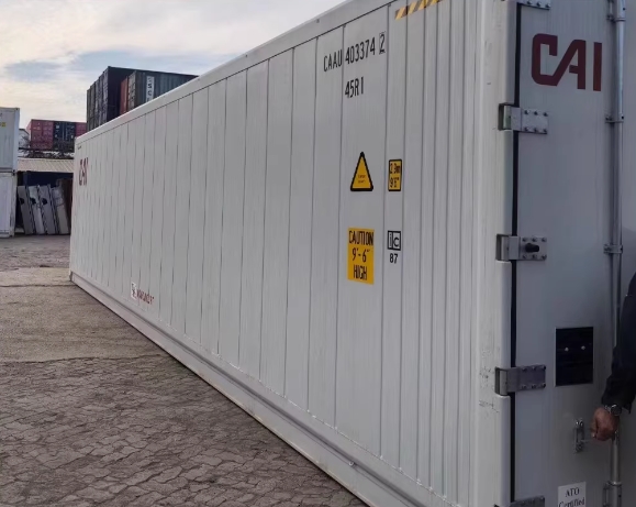 Chemical refrigerated container